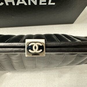 Authentic Chanel Vintage Quilted Leather Clutch – Black with Silver Hardware